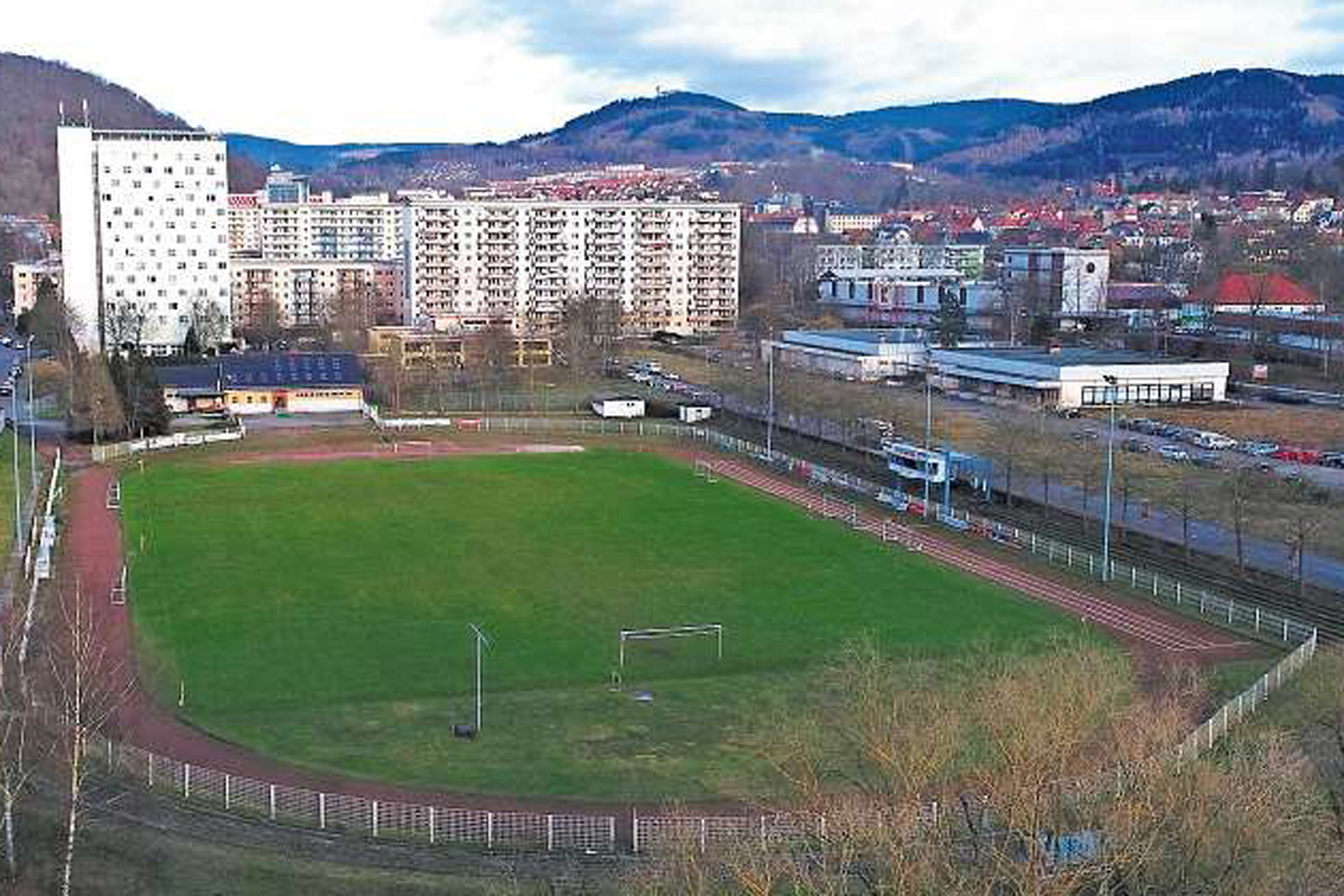 Neues vom Auestadion - 1. Suhler SV 06